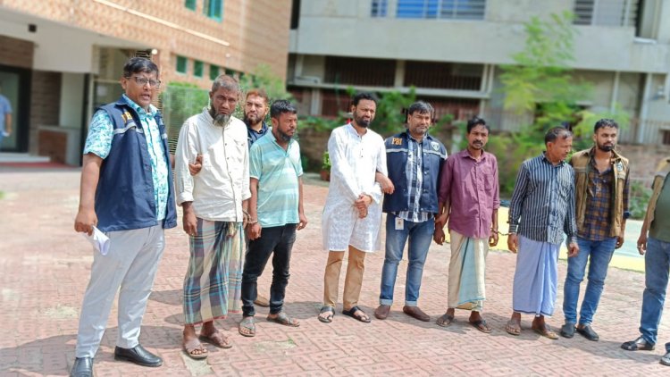 চট্টগ্রামে ওয়্যারহাউজে চুরি, গ্রেপ্তার ১০