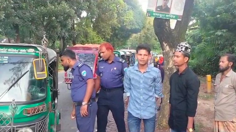 উখিয়ায় ২৯ রোহিঙ্গা আটক