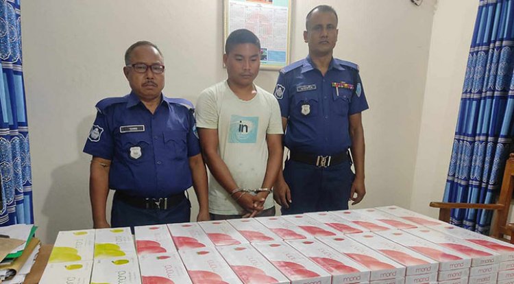 পানছড়িতে বিদেশি সিগারেটসহ আটক ১