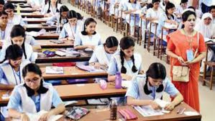 মাধ্যমিক শিক্ষায় ৩৩০০ কোটি টাকা দিচ্ছে বিশ্বব্যাংক