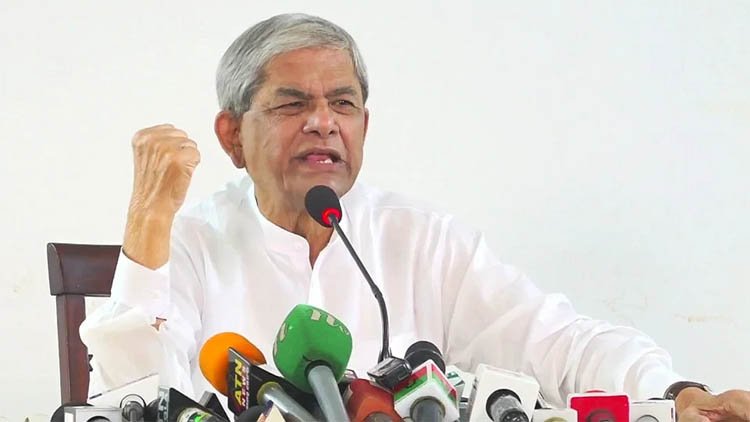 যুক্তরাষ্ট্রের ভিসা বিধিনিষেধে সরকারই দায়ী: মির্জা ফখরুল