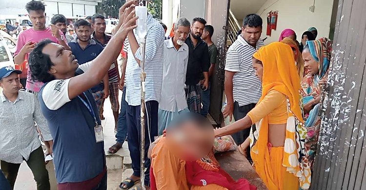 তিন সন্তানসহ মায়ের বিষপানে সন্তানদের মৃত্যু, সংকটাপন্ন মা