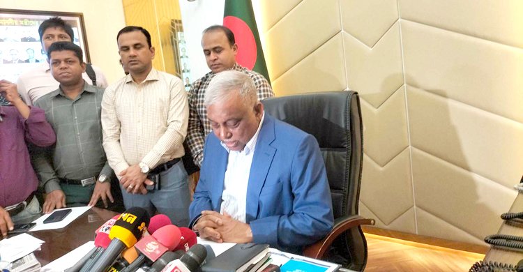 খালেদা জিয়াকে বিদেশে নেয়ার ক্ষেত্রে আইনগত জটিলতা রয়েছে: স্বরাষ্ট্রমন্ত্রী