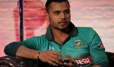 আমাকে গালি দিলেও সাকিবদের সঙ্গে আছি : মাশরাফি 