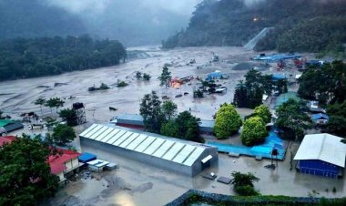  জলপাইগুড়িতে পানির স্রোতে ভেসে আসছে মরদেহ