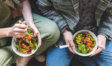 মানসিক স্বাস্থ্যে ইতিবাচক প্রভাব ফেলে যে ৪ খাদ্যাভ্যাস