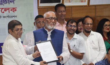 তৃতীয় বারের মতো খুলনার মেয়র হলেন খালেক