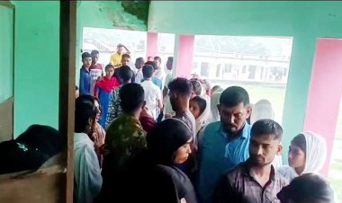 পটুয়াখালীতে স্কুলে বজ্রপাত, শিক্ষকসহ ১২ শিক্ষার্থী আহত