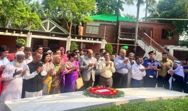 বঙ্গবন্ধুর সমাধিতে নবনিযুক্ত সমাজকল্যাণ সচিবের শ্রদ্ধা