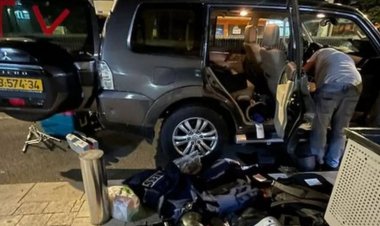 টেনেহিঁচড়ে নামিয়ে বিবিসির সাংবাদিকদের মারধর করল ইসরায়েলি পুলিশ