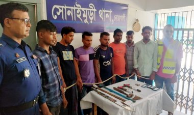 নোয়াখালীতে আগ্নেয়াস্ত্রসহ ৮ডাকাত গ্রেফতার