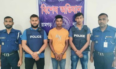 ৬ মাসের সাজা এড়াতে পলাতক ৭ বছর, অবশেষে গ্রেফতার