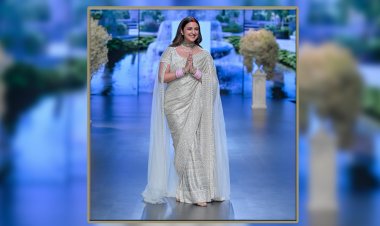 বিয়ের পর প্রথমবার প্রকাশ্যে পরিণীতি, হাঁটলেন র‍্যাম্পে