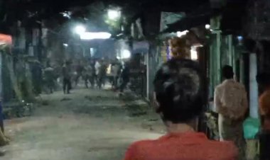 কলেজে ছাত্রলীগে যোগ দিতে জুনিয়রকে চাপ, সংঘর্ষে আহত ১২