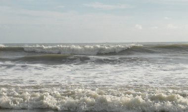 বঙ্গোপসাগরে লঘুচাপ, আরও ঘনীভূত হতে পারে