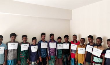 চাঁদপুরে ইলিশের জালসহ ১০০ জেলে আটক