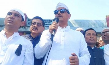 আমরাও যেন সাদেক কুরাইশীর মতো হতে পারি : নৌপরিবহন প্রতিমন্ত্রী