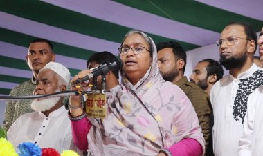 বিএনপি জনগণের জীবন নিয়ে বিধ্বংসী খেলায় মেতেছে : শিক্ষামন্ত্রী