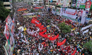 জনসমুদ্রে বিএনপির মহাসমাবেশ চলছে