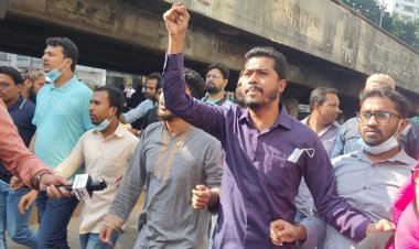 নুরের নেতৃত্বে গণঅধিকার পরিষদের মিছিল
