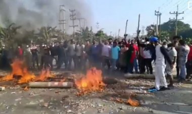 শ্রমিক বিক্ষোভে উত্তাল গাজীপুর, অষ্টম দিনেও শ্রমিক-পুলিশ সংঘর্ষ