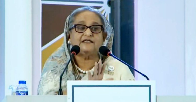 বিমানবন্দরের তৃতীয় টার্মিনাল উদ্বোধন করলেন প্রধানমন্ত্রী