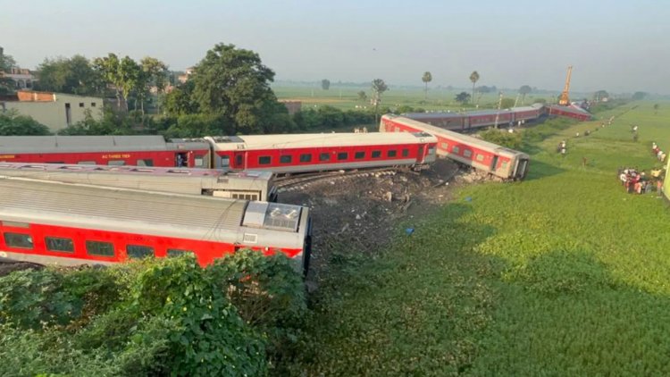 ভারতের বিহারে ভয়াবহ রেল দুর্ঘটনা, হতাহত শতাধিক