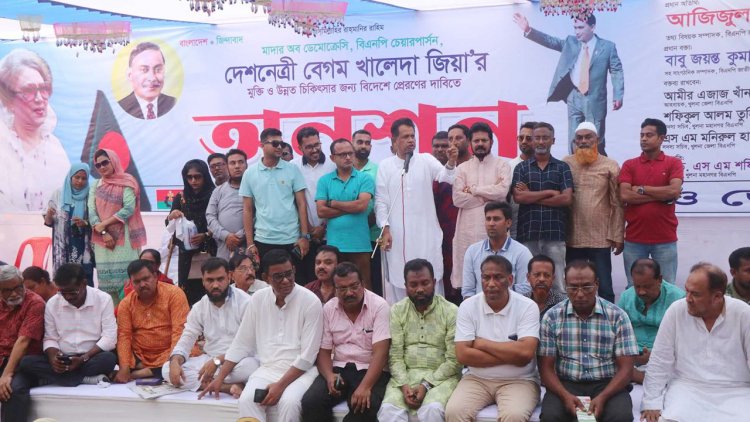 সরকার তলে তলে ক্ষমতা ছেড়ে দিয়ে পালানোর পথ খুঁজছে : হেলাল