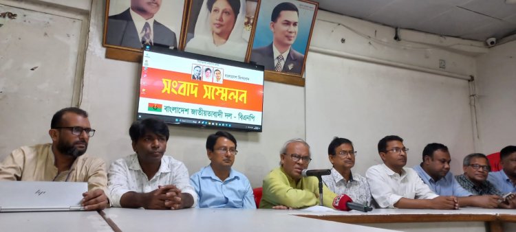 চরম পরিণীতির শঙ্কায় পোড়ামাটি নীতি অবলম্বন করেছেন শেখ হাসিনা:রিজভী