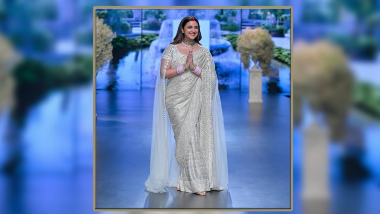 বিয়ের পর প্রথমবার প্রকাশ্যে পরিণীতি, হাঁটলেন র্যাম্পে