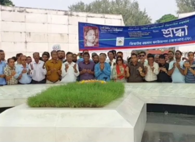 সরকার দুর্বল হয়ে গেছে বলে দমনের নীতি গ্রহণ করেছে: রিজভী