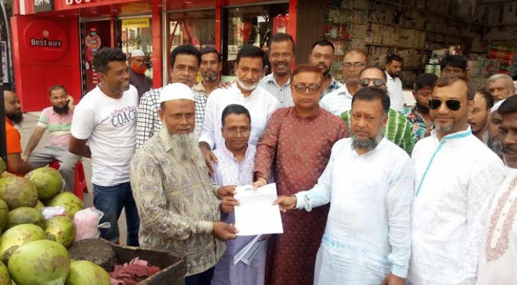 নারায়ণগঞ্জে বিএনপি নেতাদের লিফলেট বিতরণ