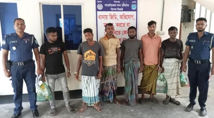 ৯ দিনে ৮ বাড়িতে ডাকাতি আড়াইহাজারে
