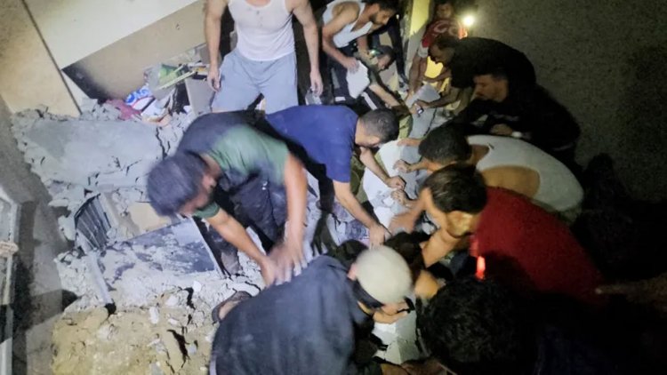 গাজায় শরণার্থী শিবিরে ইসরায়েলি বিমান হামলা, নিহত ৩০