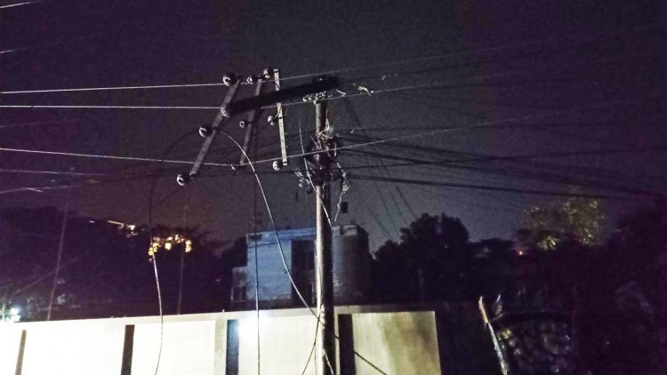 এখনো বিদ্যুৎবিহীন কক্সবাজার, মোবাইল নেটওয়ার্কে জটিলতা