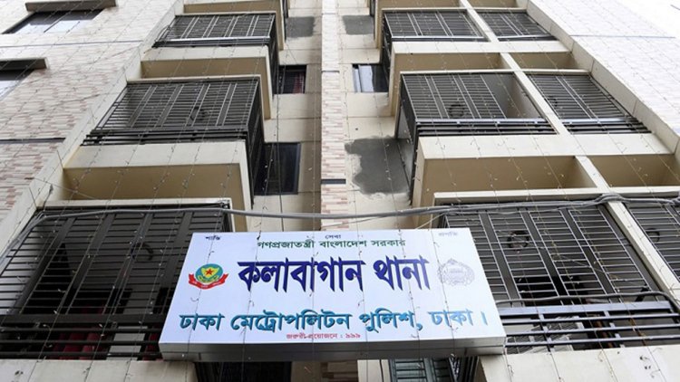 বাবা নেশাগ্রস্ত মা পরকীয়ায় আসক্ত, মেয়ের ঝুলন্ত মরদেহ উদ্ধার