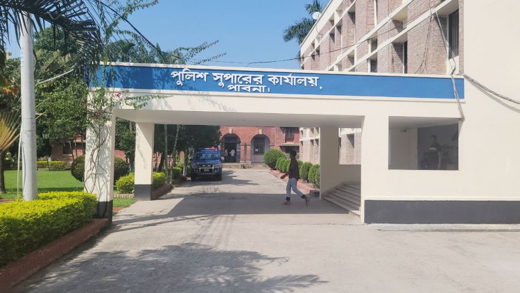 পাবনায় রাতভর পুলিশের অভিযান, বিএনপির অর্ধশত নেতাকর্মী গ্রেপ্তার