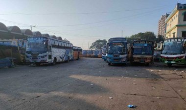 অবরোধের দ্বিতীয় দিনে ফাঁকা গাবতলী, ছাড়ছে না দূরপাল্লার বাস