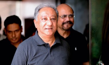 ২ ম্যাচ বাকি রেখেই দেশে ফিরলেন পাপন