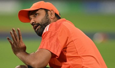 টস হেরে ব্যাটিংয়ে ভারত