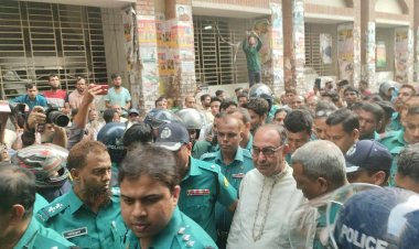 দুদকের মামলায় মির্জা আব্বাসকে গ্রেপ্তার দেখাতে আবেদন 