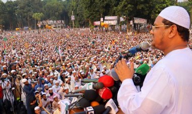 সরকারকে পদত্যাগের ৭ দিনের আল্টিমেটাম চরমোনাই পীরের