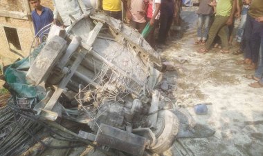 রাঙামাটিতে বাসের ধাক্কায় প্রাণ গেল দুইজনের, আহত ৩  