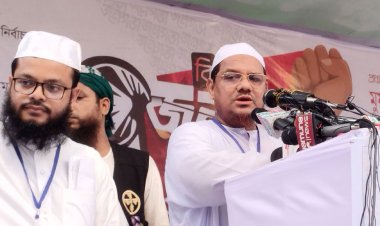 সরকারের সামনে ক্ষমতা ছেড়ে দেওয়া ছাড়া পথ খোলা নেই: রেজাউল করীম