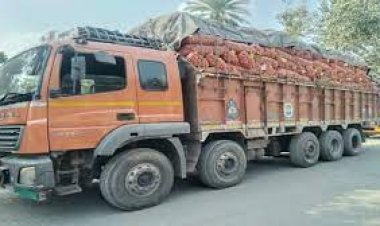 ভারত থেকে এলো ১২০০ টন আলু, কেজিতে কমলো ১০ টাকা