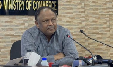 আমার এলাকার মানুষ কষ্টে নেই, নারীরা তিনবার লিপস্টিক লাগাচ্ছে: বাণিজ্যমন্ত্রী 