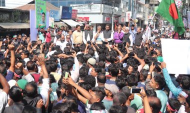 বরিশালবাসীর কাছে ক্ষমা চেয়ে বিদায় নিলেন সাদিক আব্দুল্লাহ 