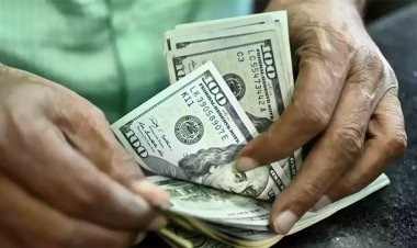 বেশি দামে ডলার লেনদেন করলে কঠোর ব্যবস্থা