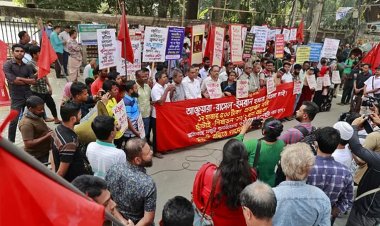 ন্যূনতম মজুরি প্রত্যাখ্যান, শ্রমিক নিহতের বিচার দাবিতে বিক্ষোভ মিছিল