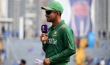 অস্ট্রেলিয়ার বিপক্ষে ব্যাটিংয়ে বাংলাদেশ, একাদশে ৩ পরিবর্তন